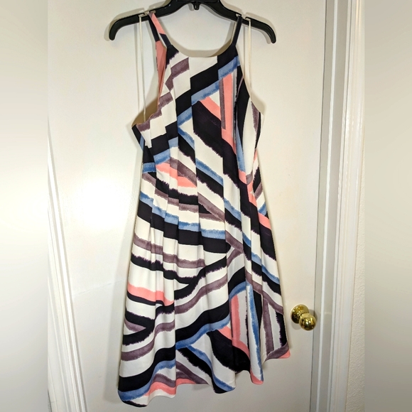 Vince Camuto Dresses & Skirts - Vince Camuto Women's Geo-Print Fit & Flare Dress (14, Print Multi)